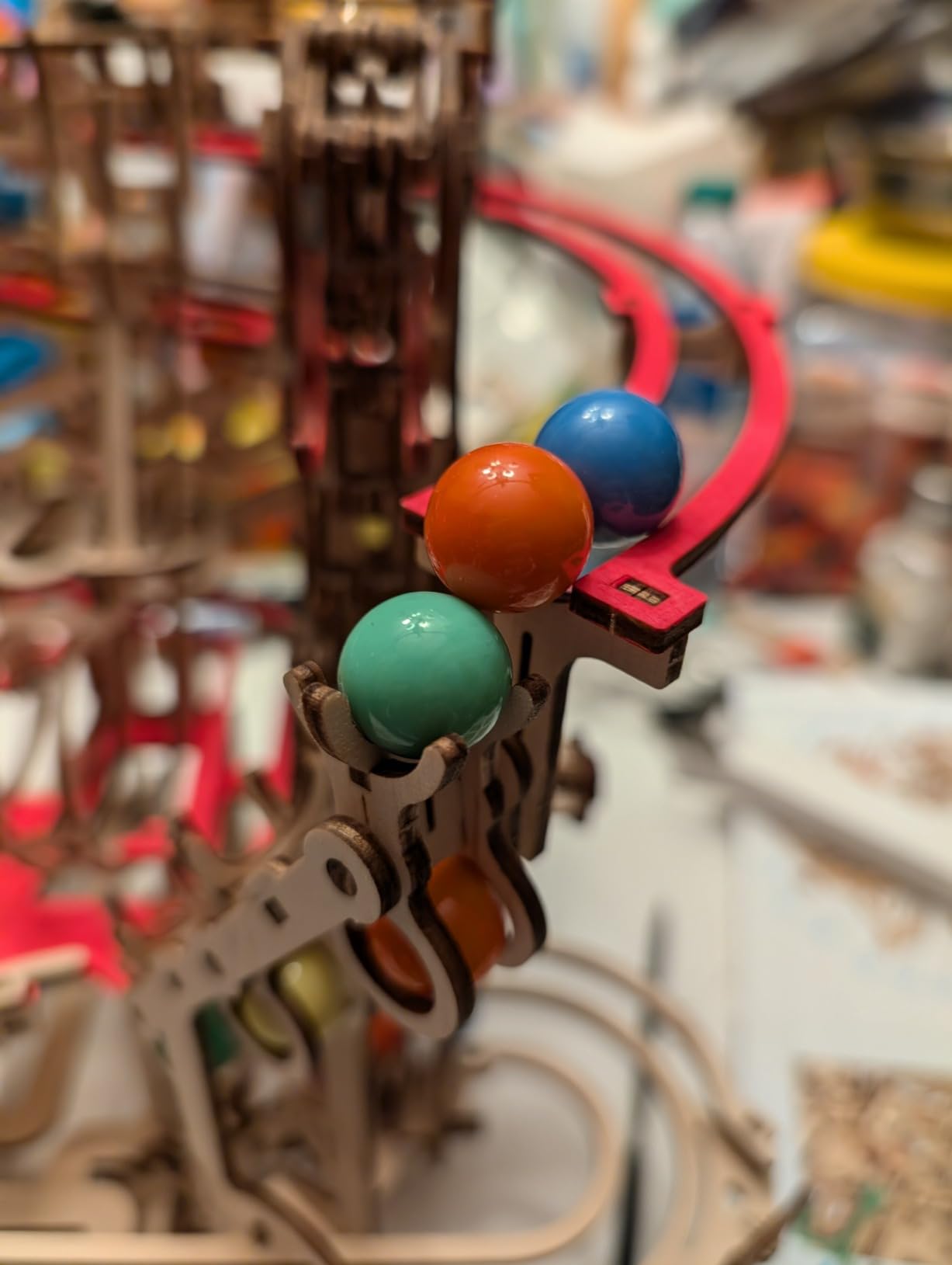 UGEARS Marble Run Chain Hoist 3D Wooden Puzzles for Adults - Wooden Model Kits Mechanical Engineering Kit customer photo 2