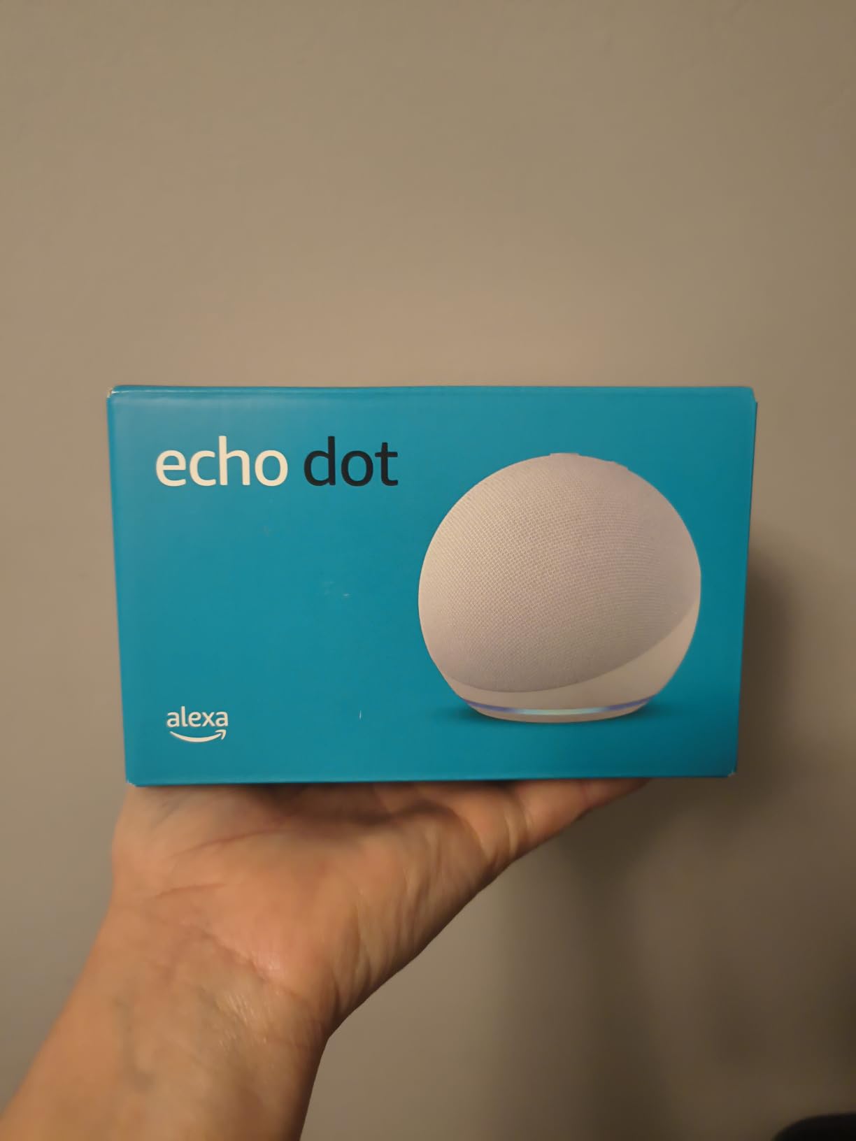 Amazon Echo Dot (newest model) - Vibrant sounding speaker, Designed for Alexa+, Great for bedrooms, dining rooms and offices, Glacier White customer photo 2