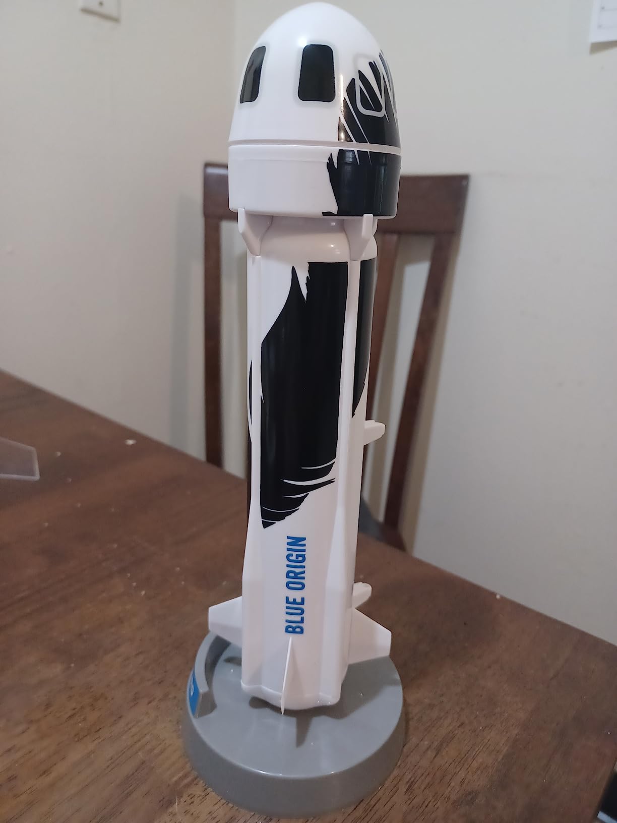 Estes 2198 Blue Origin New Shepard Rocket-Building Kit, Beginner Flying-Rocket-Model Kit for Ages 10+ customer photo 1