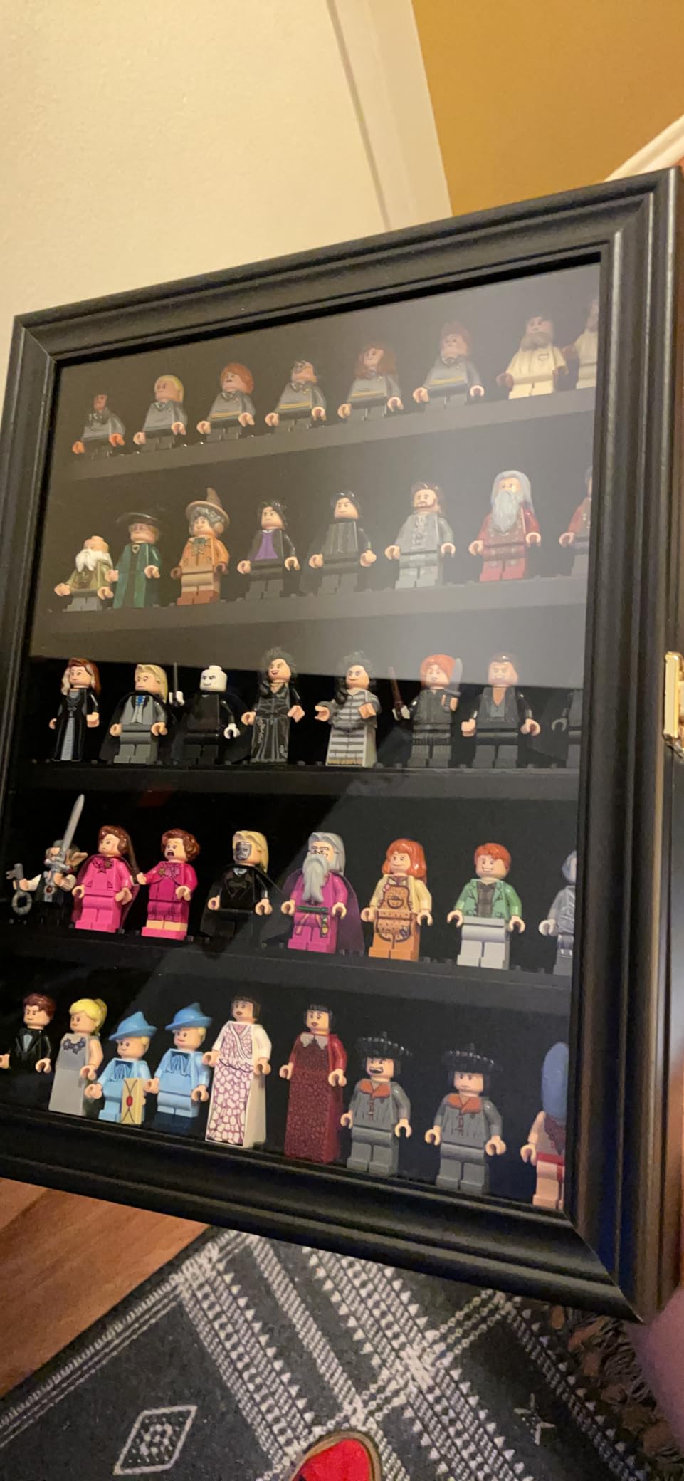 VERANI Minifigures Miniature Display Case Collectibles Display Box Wall Mount Figure Display Curio Cabinet with Lockable Anti Dust Door for Small Objects Lockable Removable Shelves - Small Black customer photo 2