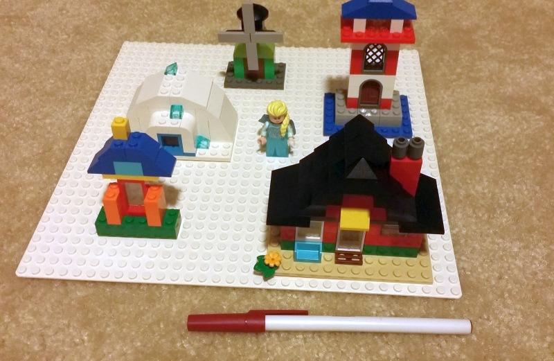 LEGO Classic White Baseplate, Square 32x32 Stud Foundation to Build, Play, and Display Brick Creations, Great for Snowy and Winter Landscapes, 11026 customer photo 2