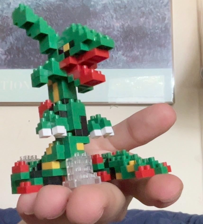 Pokémon - Charizard Deluxe Edition, Pokémon Series Building Kit customer photo 2