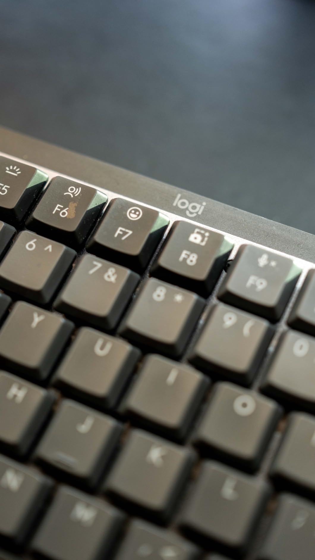 Logitech MX Mechanical Mini Mac Wireless Keyboard Low-Profile - Space Grey customer photo 1
