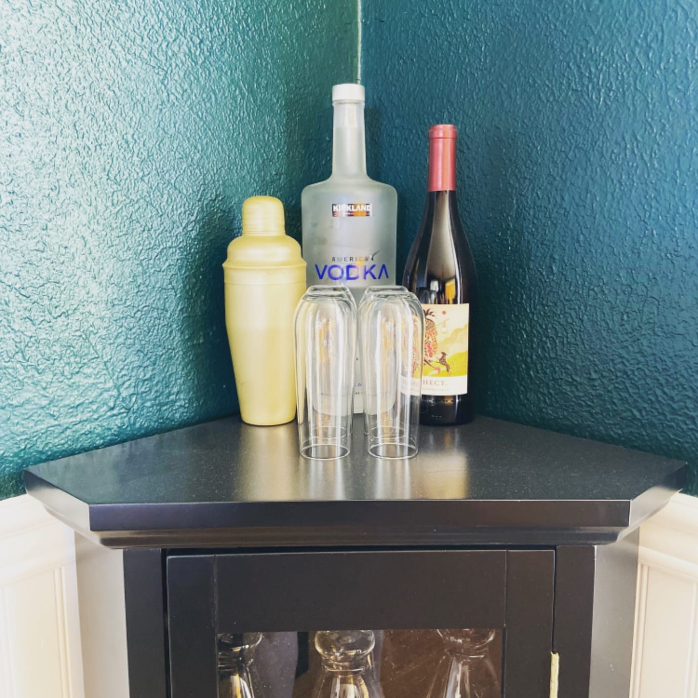 Kings Brand Corner Curio Display Cabinet w/Glass Door & Shelves, White | Glass Door Display - Showcases and Protects Collectibles, Décor, and Accent Pieces customer photo 1