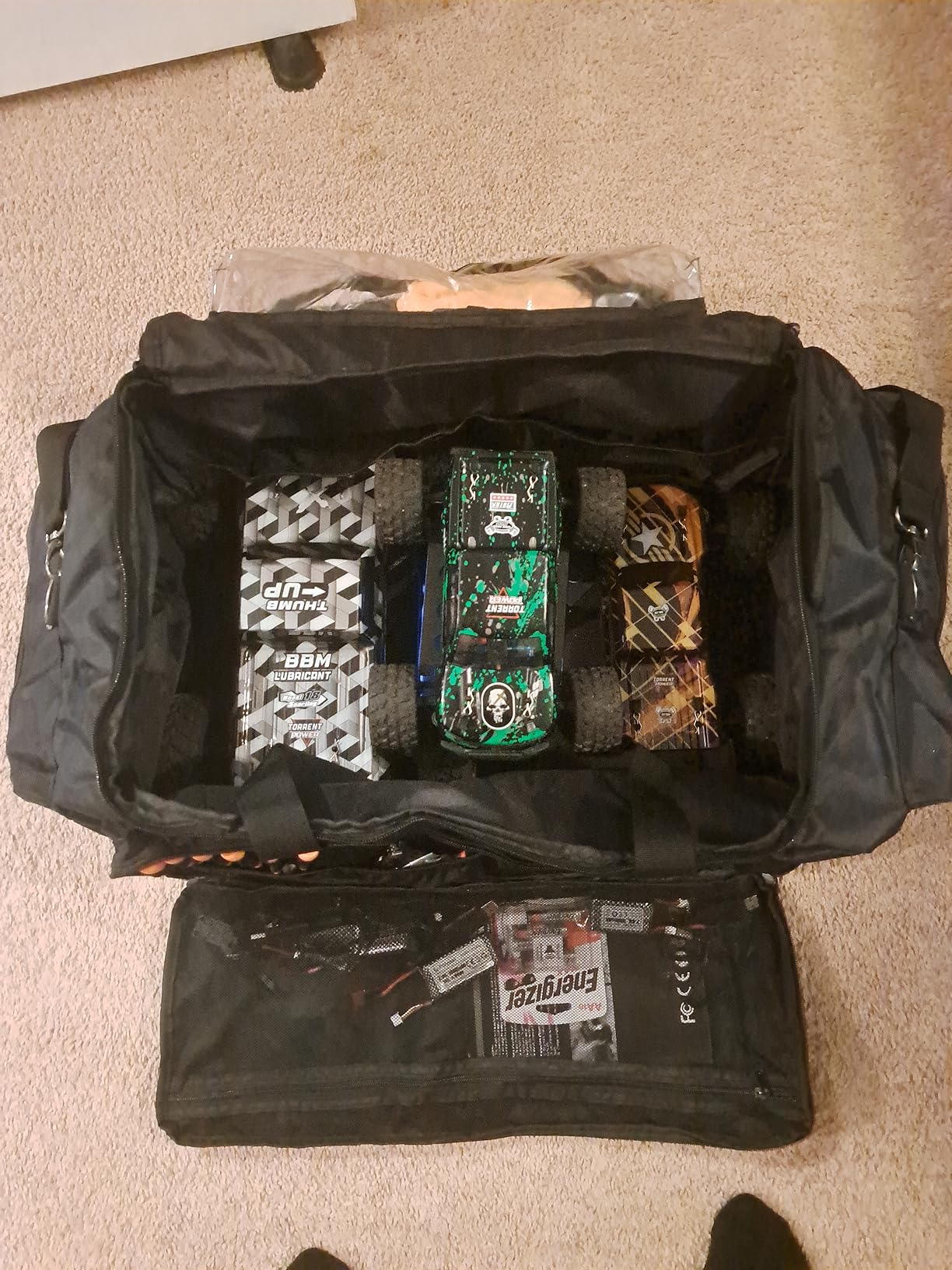 DSLEAF RC Storage Bag for 1/8 & 1/10 Car, Portable RC Carry Case, Bag Only | Multiple Pockets for Batteries, Charger, Tools and Other Accessories, Portable Handle and Adjustable Shoulder Strap customer photo 1