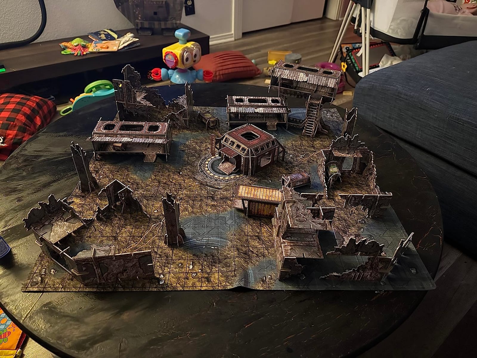 Battle Systems - Modular Tabletop 3D Gaming Sci-Fi Terrain - Perfect for 28mm-35mm Miniatures and Figures - No Painting Required - Science Fiction Aliens 40K Wargame (Trader Encampment) customer photo 1