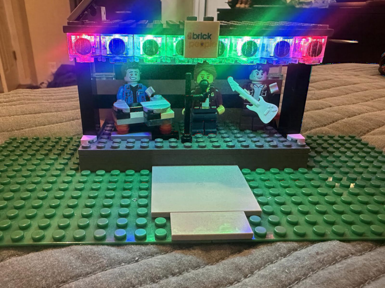 Light Up Bricks Accessories Kits, 2x2 Classic LED Light Blocks Parts Pack | 14 Pieces of 2x2 Classic Transparent clear LED Light Bricks, Light my bricks customer photo 1
