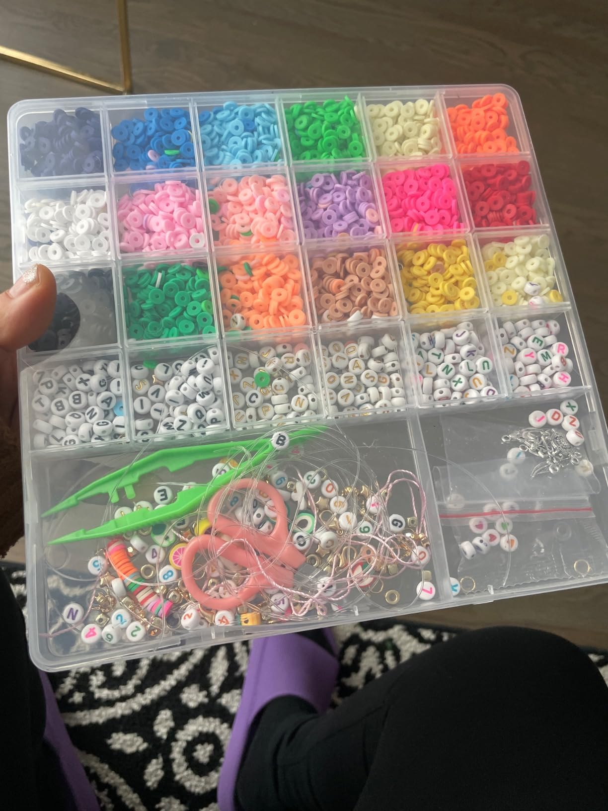 Redtwo 5100 Clay Beads Bracelet Making Kit, Flat Preppy Beads for Friendship Jewelry Making,Polymer Heishi Beads with Charms Gifts for Teen Girls Crafts for Girls Ages 8-12 customer photo 1