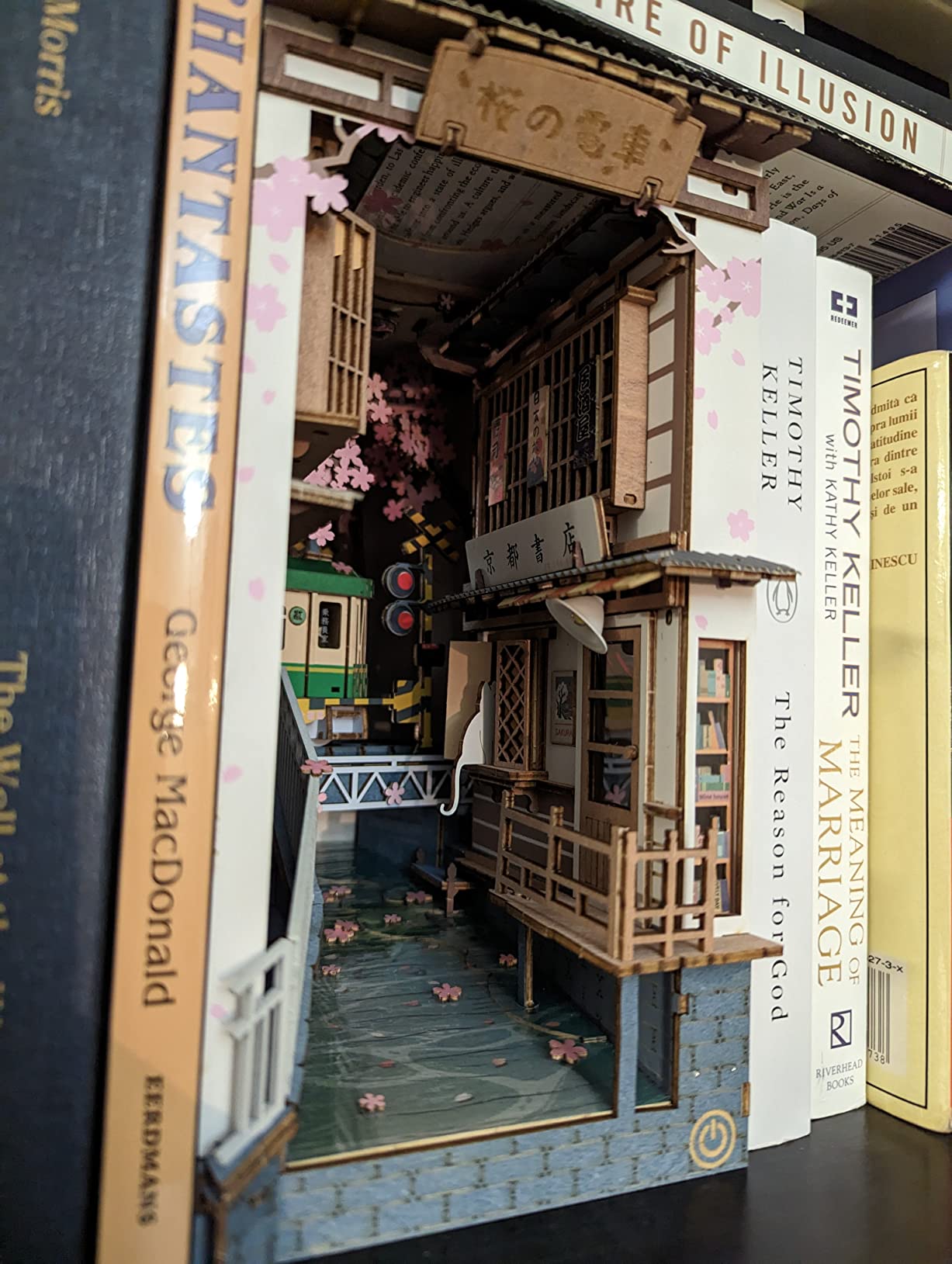 Rolife DIY Book Nook Kit Sakura Densya, DIY Miniature Booknook Kit Creative Decorative Bookend Bookshelf Insert 3D Puzzles for Adults customer photo 1