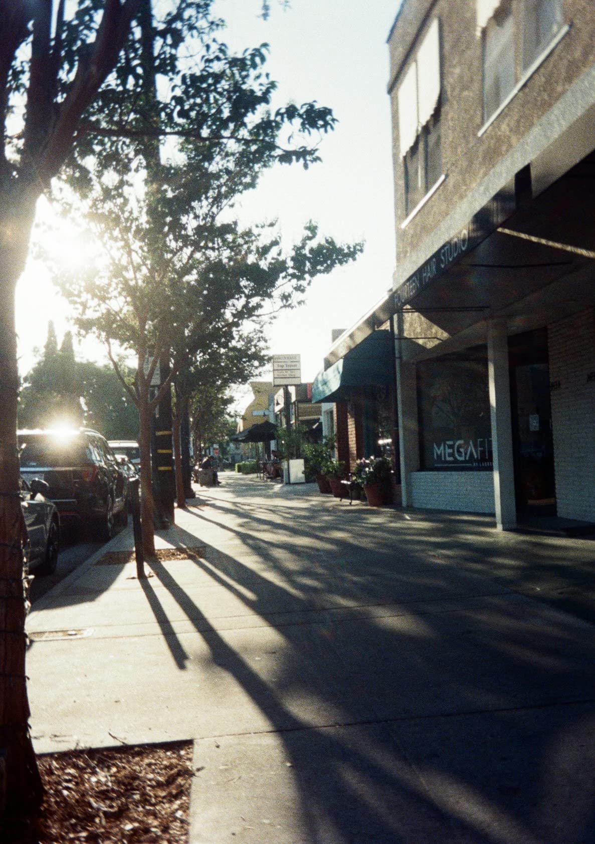 Kodak EKTAR H35 Half Frame 35mm Film Camera, Reusable, Focus-Free, Lightweight customer photo 1