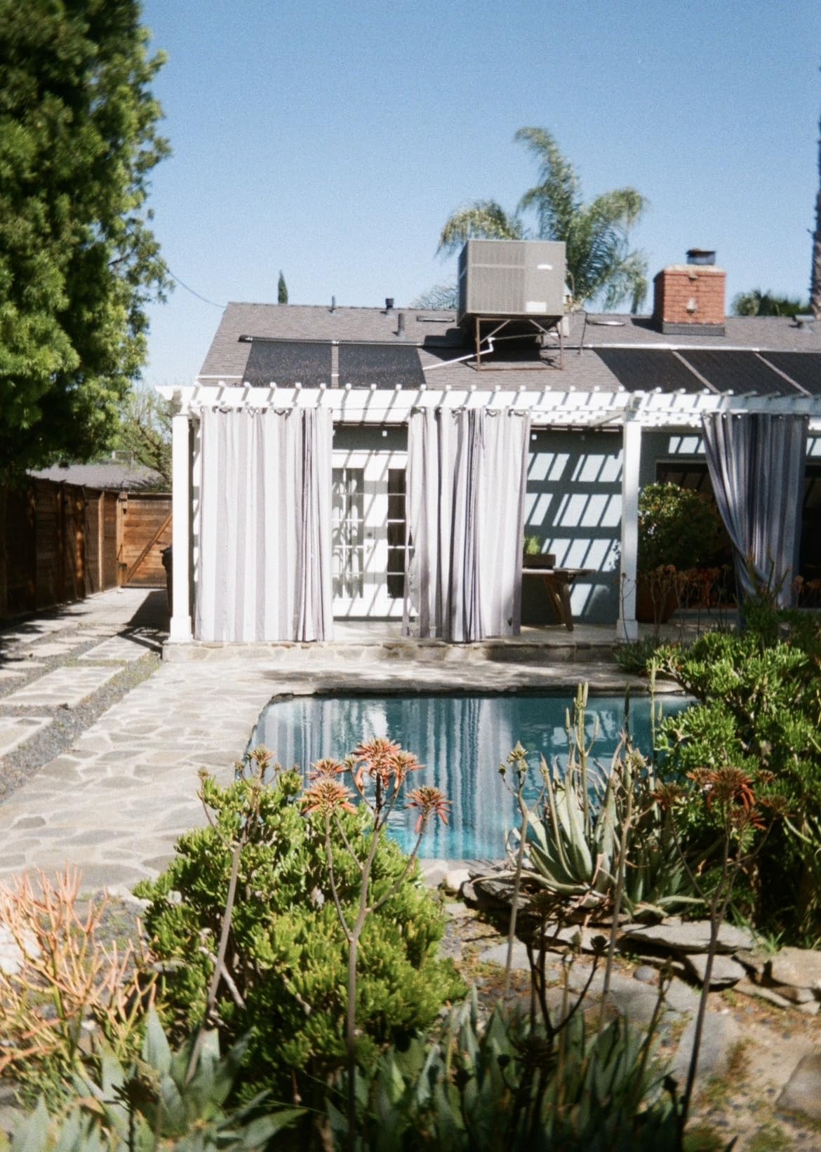 Kodak EKTAR H35 Half Frame 35mm Film Camera, Reusable, Focus-Free, Lightweight customer photo 2