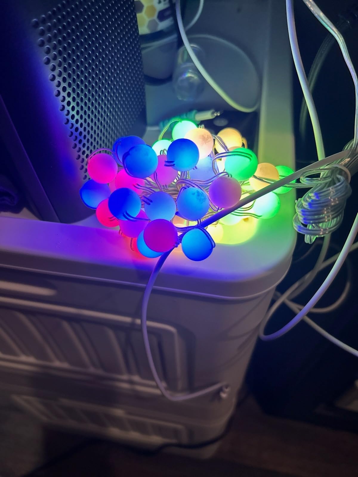 50 Bubble Globe String Lights USB Powered, 25 ft Decorative Novelty Light | Clear Wire, Warm White LED Bulbs, Pre-assembled customer photo 2
