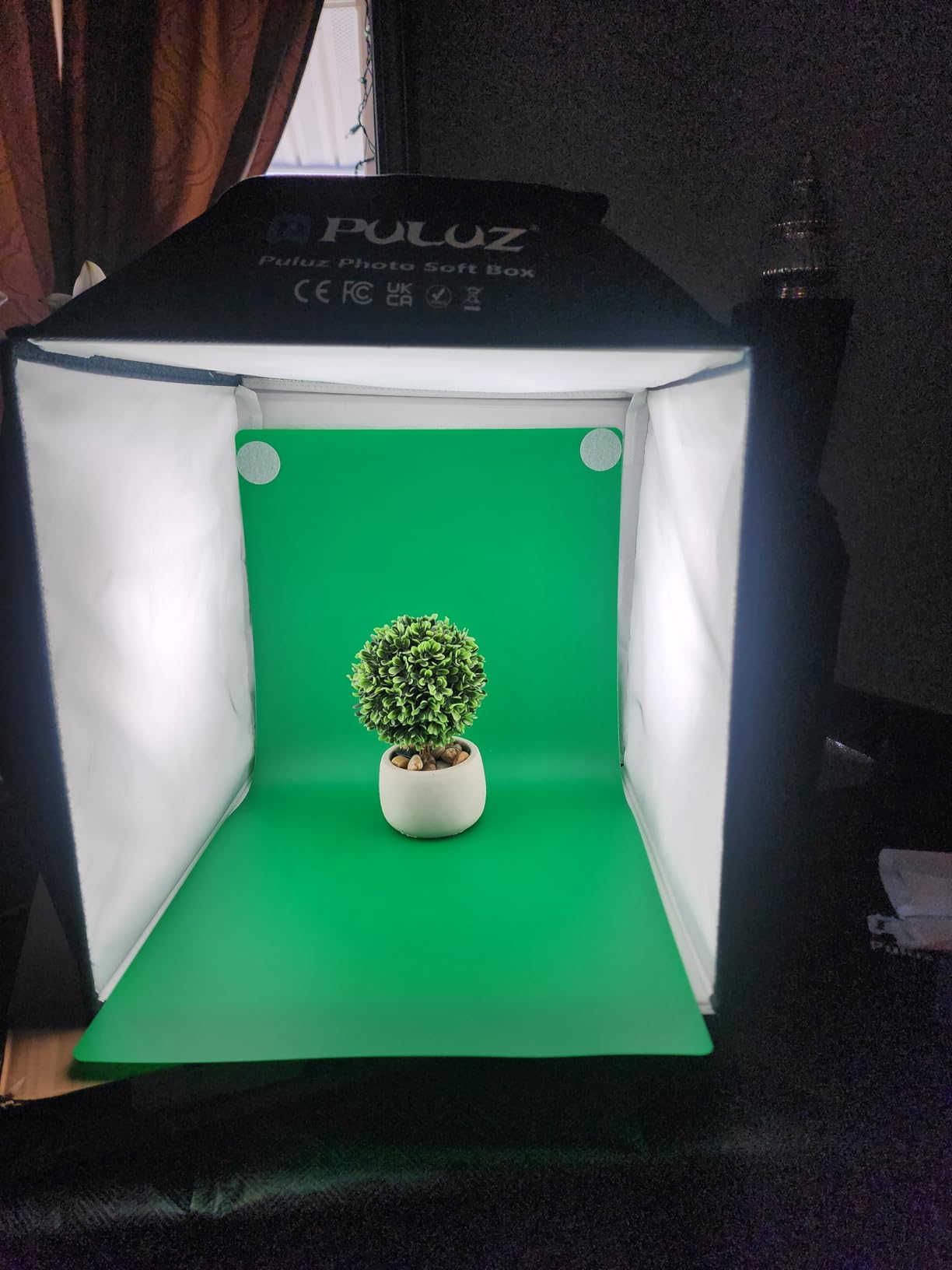PULUZ Upgraded 16x16 inch Photo Light Box, 480 LEDs Photo Studio Tent Soft Box, CRI 95+ Dimmable Shooting Box with 4 Backdrops customer photo 1