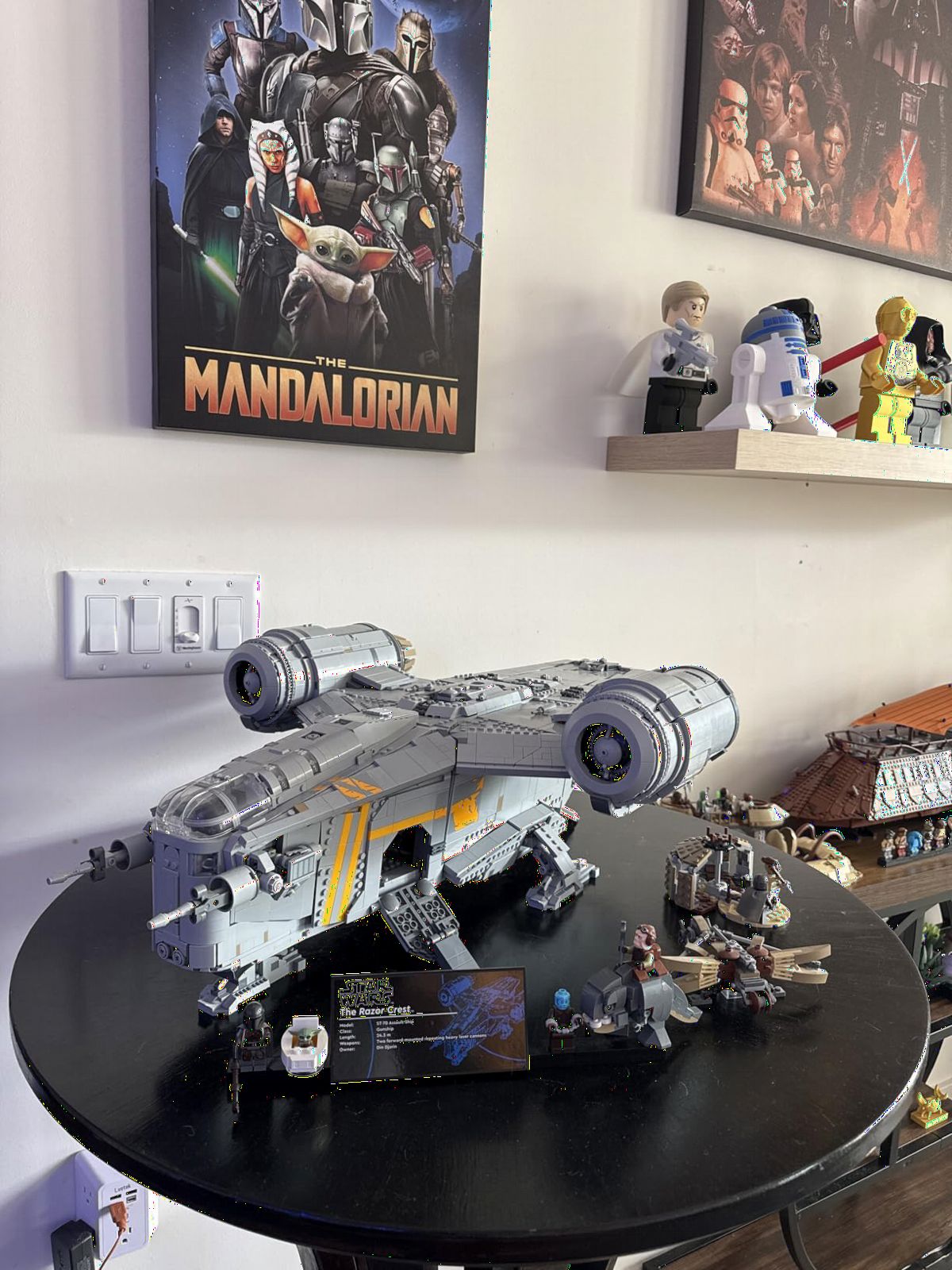 LEGO Star Wars The Razor Crest 75331 Ultimate Collector Series Starship Model Kit for Adults (6,187 Pieces) customer photo 2