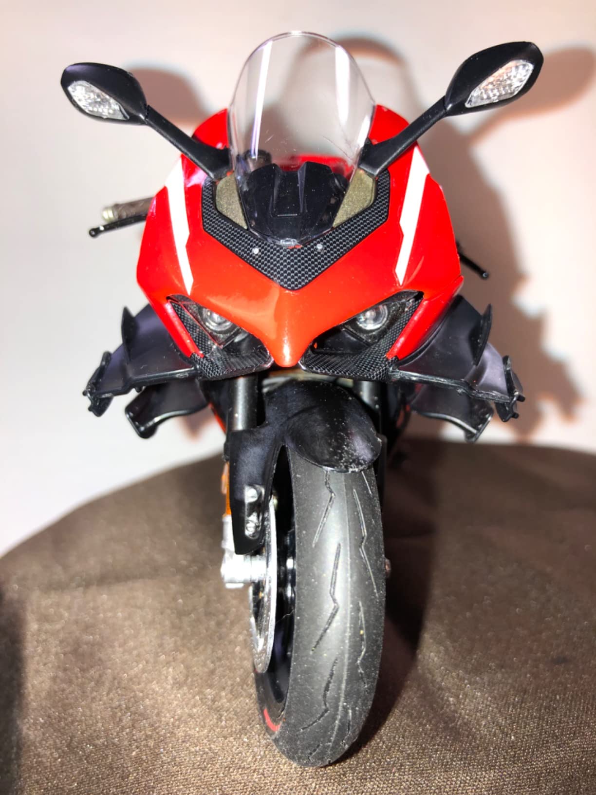 Tamiya 14140 Ducati Superleggera V4 1:12 Detailed Model Kit True to Original Plastic Construction Kit DIY Assembly Unpainted Multi-Coloured customer photo 2