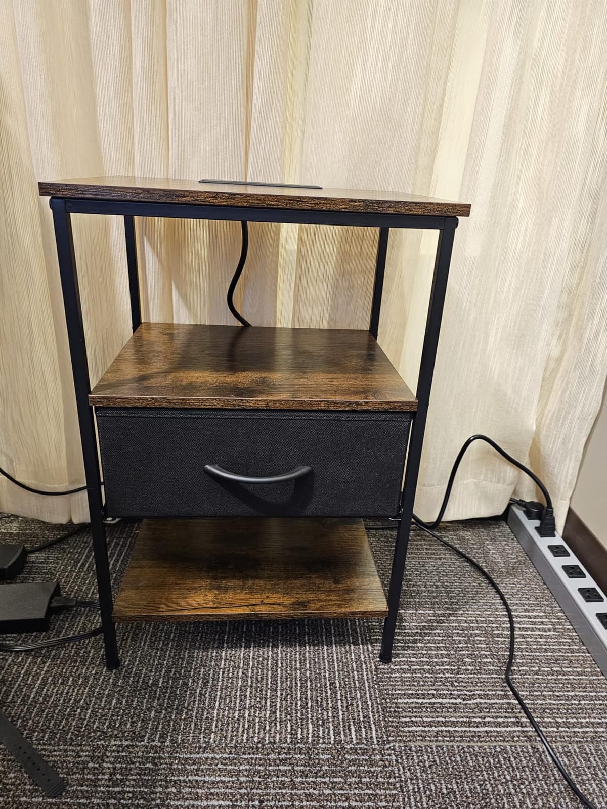SUPERJARE Nightstand with Charging Station, USB-C Port, Bedside Table customer photo 1