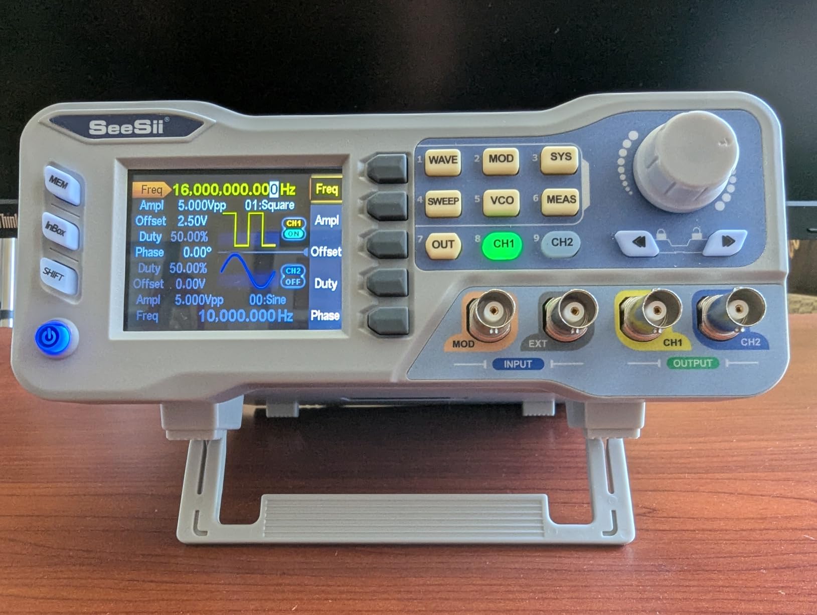 SEESII Dual-Channel DDS Signal Generator Counter 80MHz, Arbitray Waveform customer photo 1