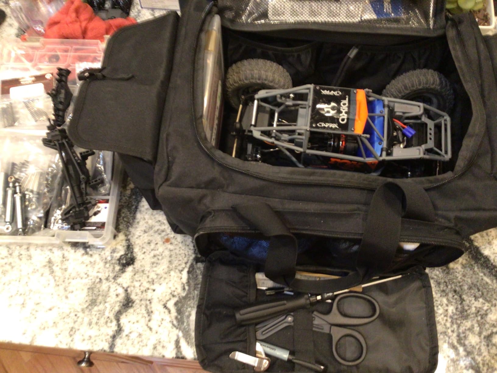 GOBUROS RC Storage Bag for 1/14, 1/16 and 1/18 Car, RC Car Carrying Bag | RC Carry Case with Tool Pockets for Easy Storage and Transport(Patent Design) customer photo 1