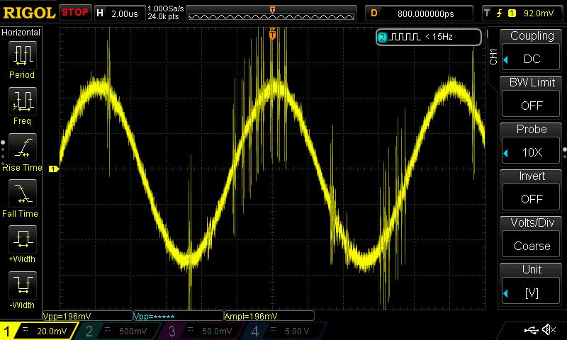 UNI-T UTG932E Function Generator Arbitrary Waveform Signal Generator | 30MHz, Dual-Channel, 200MSa/s, 14 Bits, Frequency Meter customer photo 1