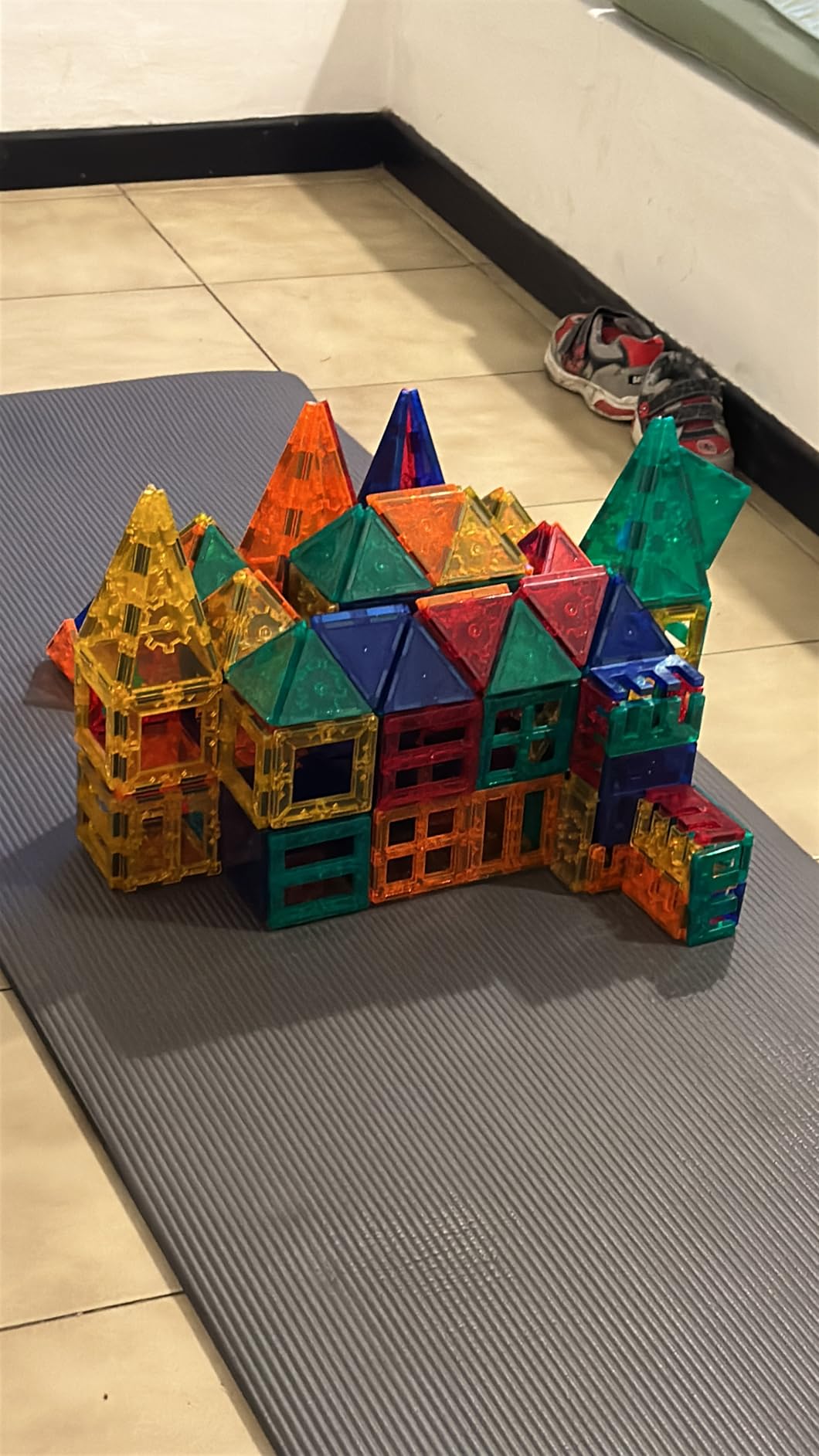 Tytan Tiles 220-Piece Supersized Magnetic Tiles Building Set, 1000s of Creations, Large 3D Castles, Massive Vehicles, & Rocket Ships, Kids' STEM Toy, Architecture, Innovative Play, Ages 3 and Up customer photo 1