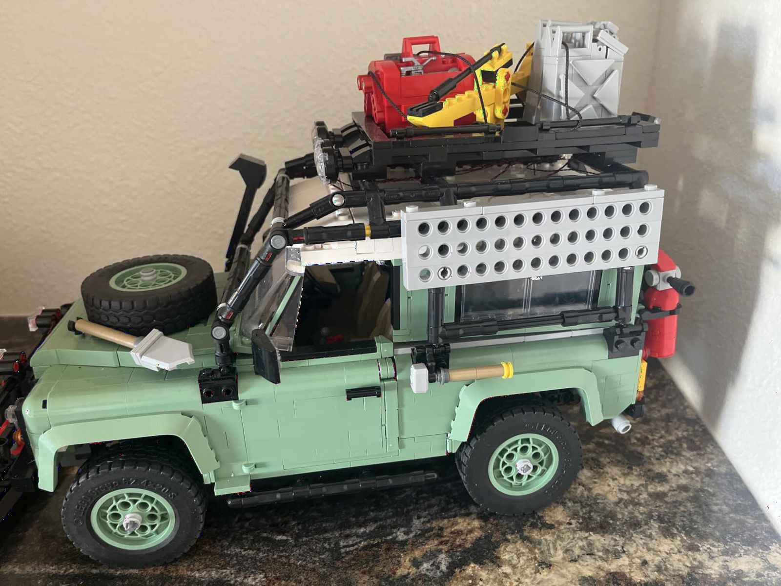 LEGO Icons Land Rover Classic Defender 90 - Building Set for Adults, Ages 18+ - Model Car Kit for Home Office, Desk Decor W/Realistic Details - Gift for Men & Women - 10317 customer photo 1