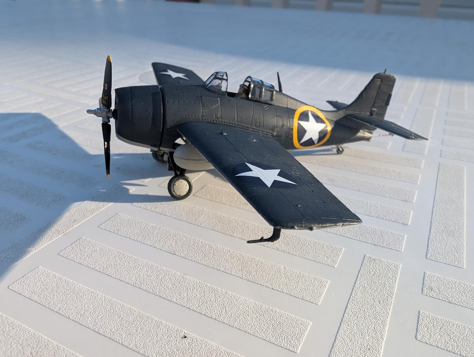 Airfix Model Airplane Kit Gift Set - A01004B North American P-51D Mustang, Plastic Plane Model Kits for Adults & Kids 14+, Skill Level 1, 1:72 Scale WW2 Military Aircraft Models for Beginners customer photo 1