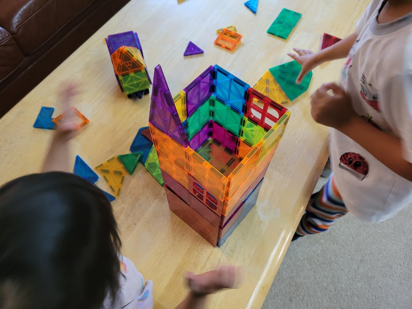 cossy 120Pcs Magnetic Tiles Magnetic 3D Building Blocks Set customer photo 1