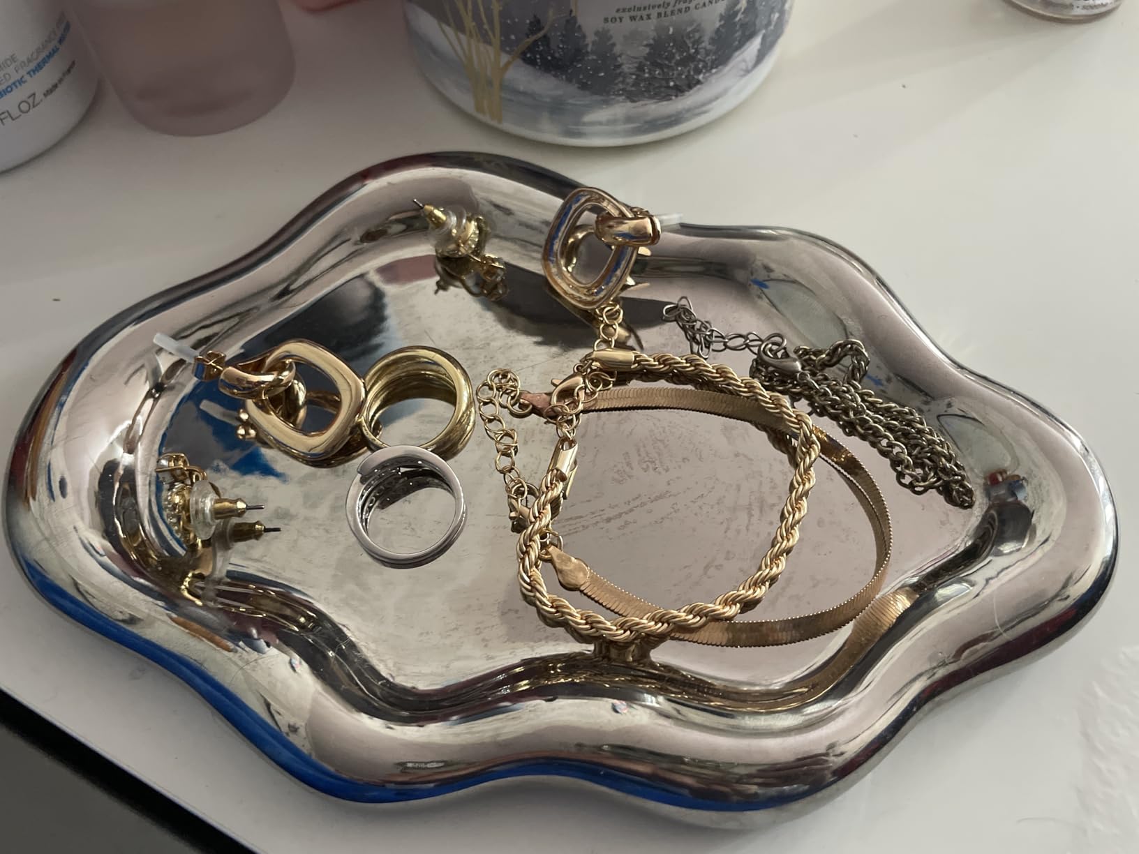 Jewelry Dish Trinket Tray for Women, Ring Dish Holder, Unique Cloud Shape Ceramic Plate Cute Things Vanity Aesthetic Room Decor Mother's Day Birthday (White) customer photo 2