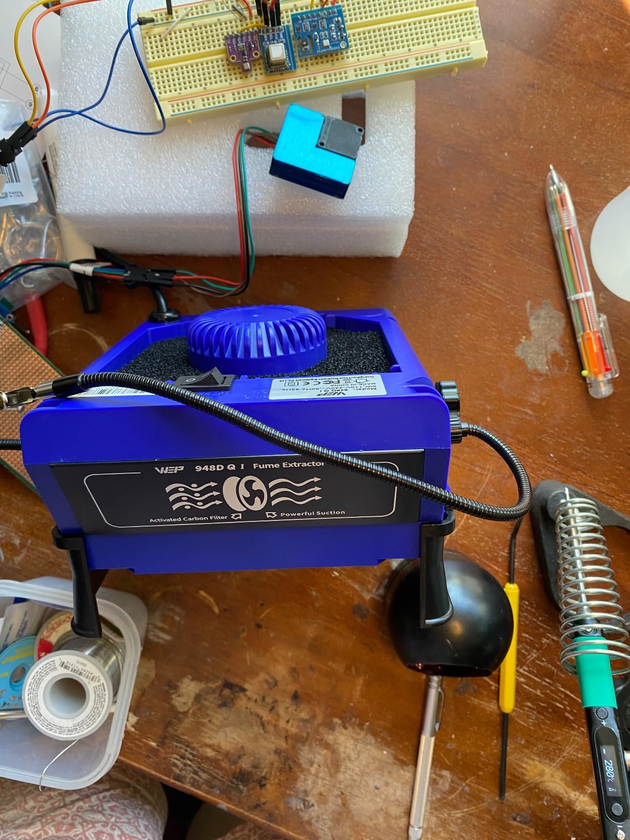 WEP 948DQ-I Fume Extractor Tool with Double Filtering, Helping Hands, Adjustable Tilt Angle, Fenders for Soldering Station, Soldering Iron with 6 Filtration Adsorbers customer photo 2