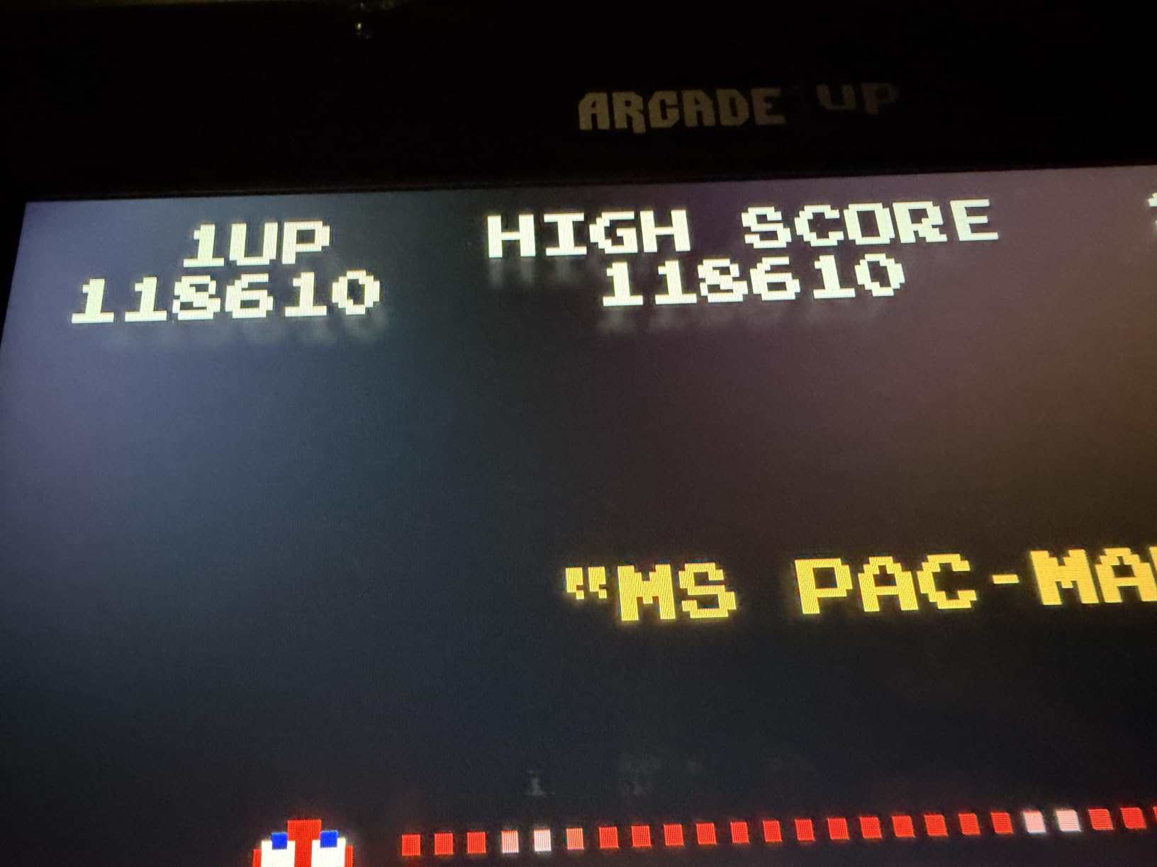 Arcade1Up Ms. Pac-Man Class of '81 Deluxe Arcade, 12 Retro Games customer photo 2