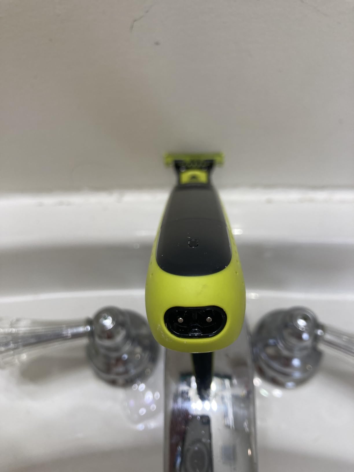 Philips Norelco OneBlade 360 Hybrid Face Trimmer and Shaver, 5 Length Comb customer photo 2