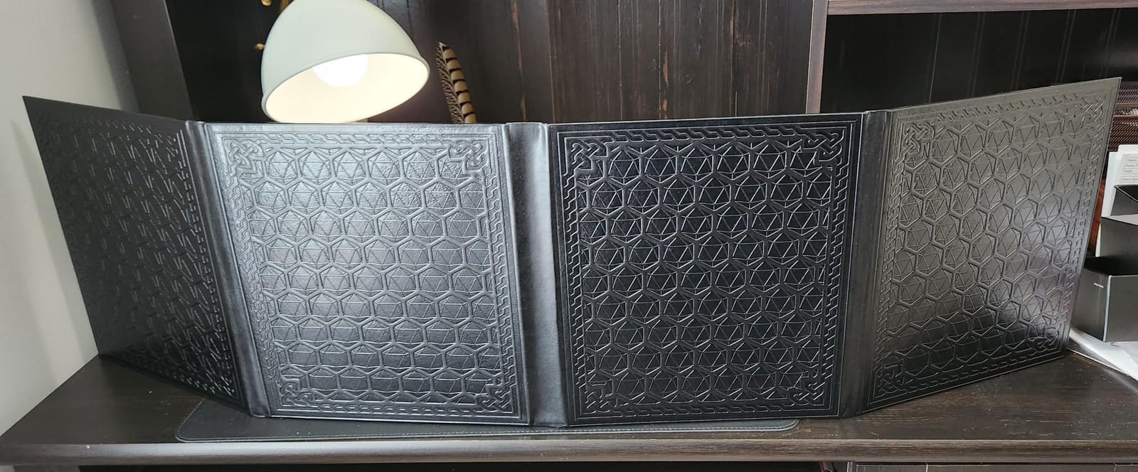 CASEMATIX DM Screen Faux Leather Embossed GM Screen - Four Panel Folding Game Master Screen with Wet Erase Pockets and Compatible with Tabletop Roleplaying Games, Inserts Not Included, Black customer photo 2