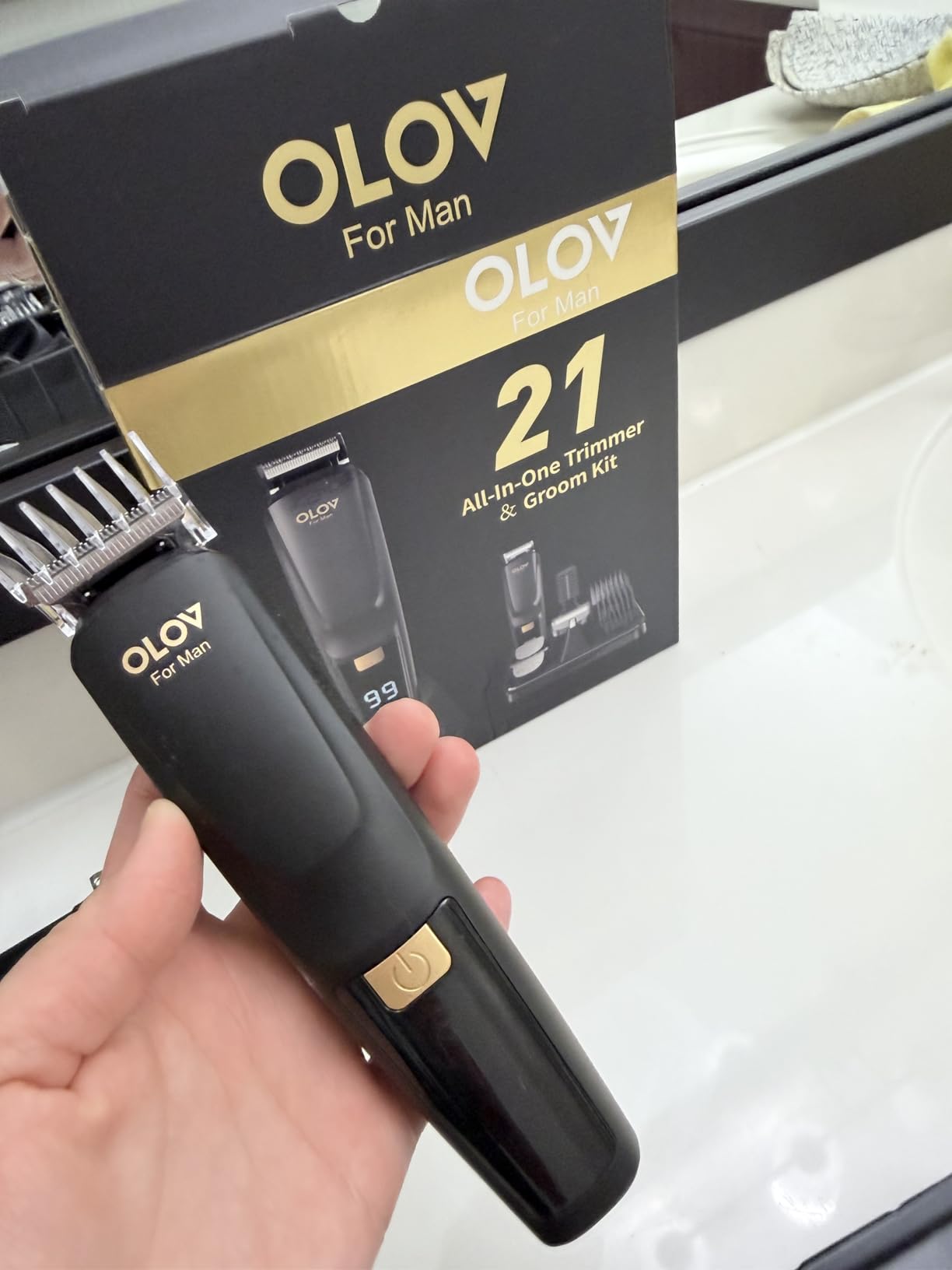 OLOV For Man Beard Trimmer, 21 Piece All-in-One Mens Grooming Kit and Hair Clipper, Nose, Ear,Body and Face, Electric Razor with USB Recharge Dock customer photo 1
