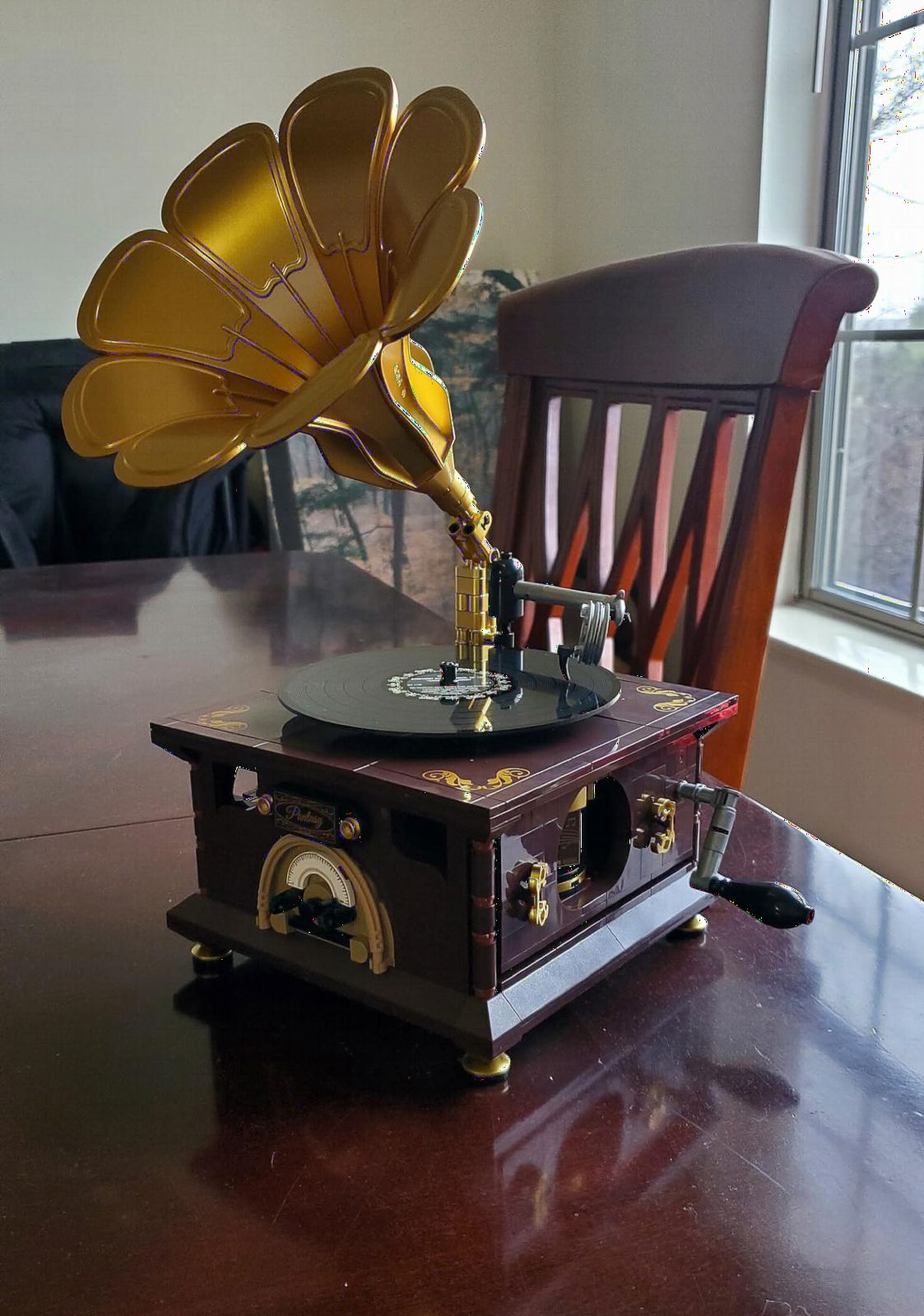 PANTASY Retro Phonograph Building Set, Gramophone Music Box Building Kit, Vintage Music Player Building-Bricks Set, Gramophone Construction Building Blocks Model Set customer photo 2