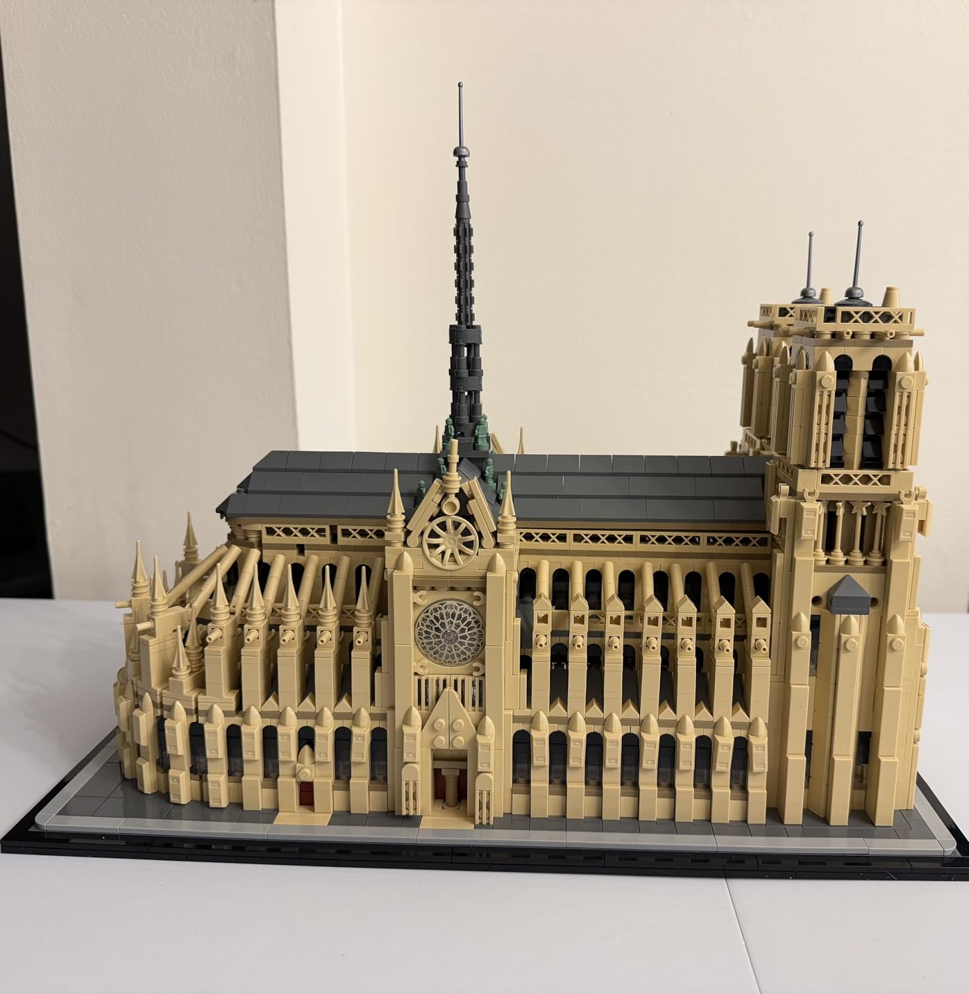 LEGO Architecture Notre-Dame de Paris Replica, Architectural Model Kit, Collectible Building Set for Adults, Build and Display Souvenir, Gift Idea for Lovers of History, Travel and Art, 21061 customer photo 2
