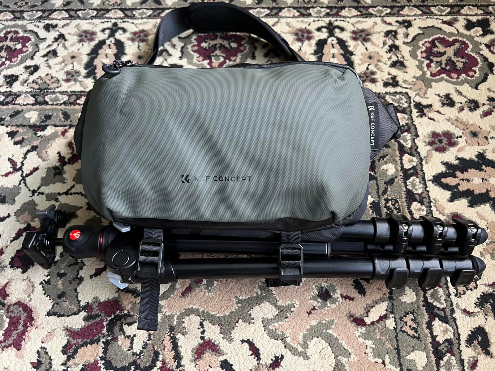 K&F CONCEPT Camera Sling Bag, Everyday Shoulder Crossbody Bag BS01 | Multifunction Photography Portable Bag, DSLR/SLR/Mirrorless Camera Case, Compatible for Canon/Nikon/Sony customer photo 2