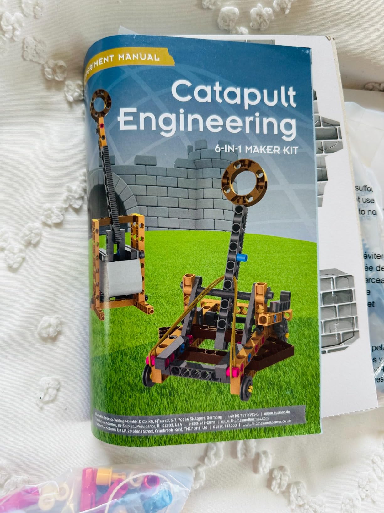 Thames & Kosmos Catapult Engineering STEM Maker Kit, Build 6 Models of Unique Medieval Machines, Explore Mechanical Physics, Includes Safe Foam Balls & Soft-Tipped Projectiles, Suitable for Ages 8+ customer photo 1