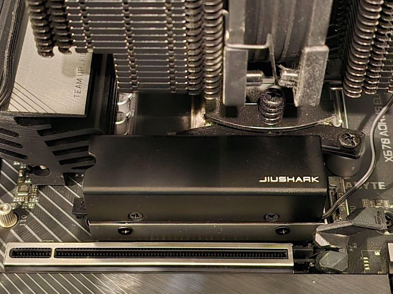Crucial T705 PCIe Gen5 NVMe 2TB SSD, Up to 14,500MB/s (CT2000T705SSD3) customer photo 2