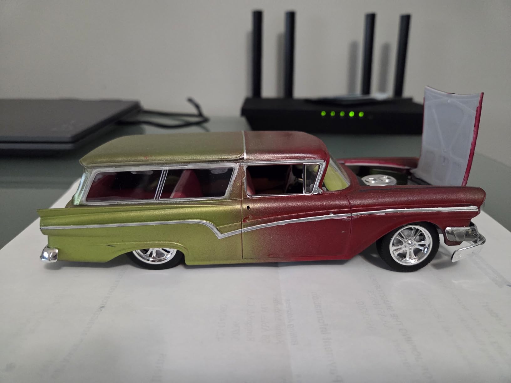 Revell 14548 '57 Ford Del Rio Ranch Wagon 2'N1 1:25 Scale 197-Piece Skill Level 5 Model Building Kit customer photo 1