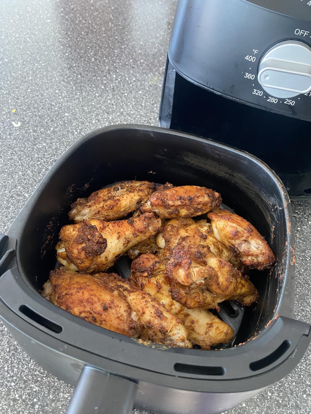 COMFEE' Compact 2.1-Quart Mini Air Fryer for Small Kitchens, Black customer photo 2