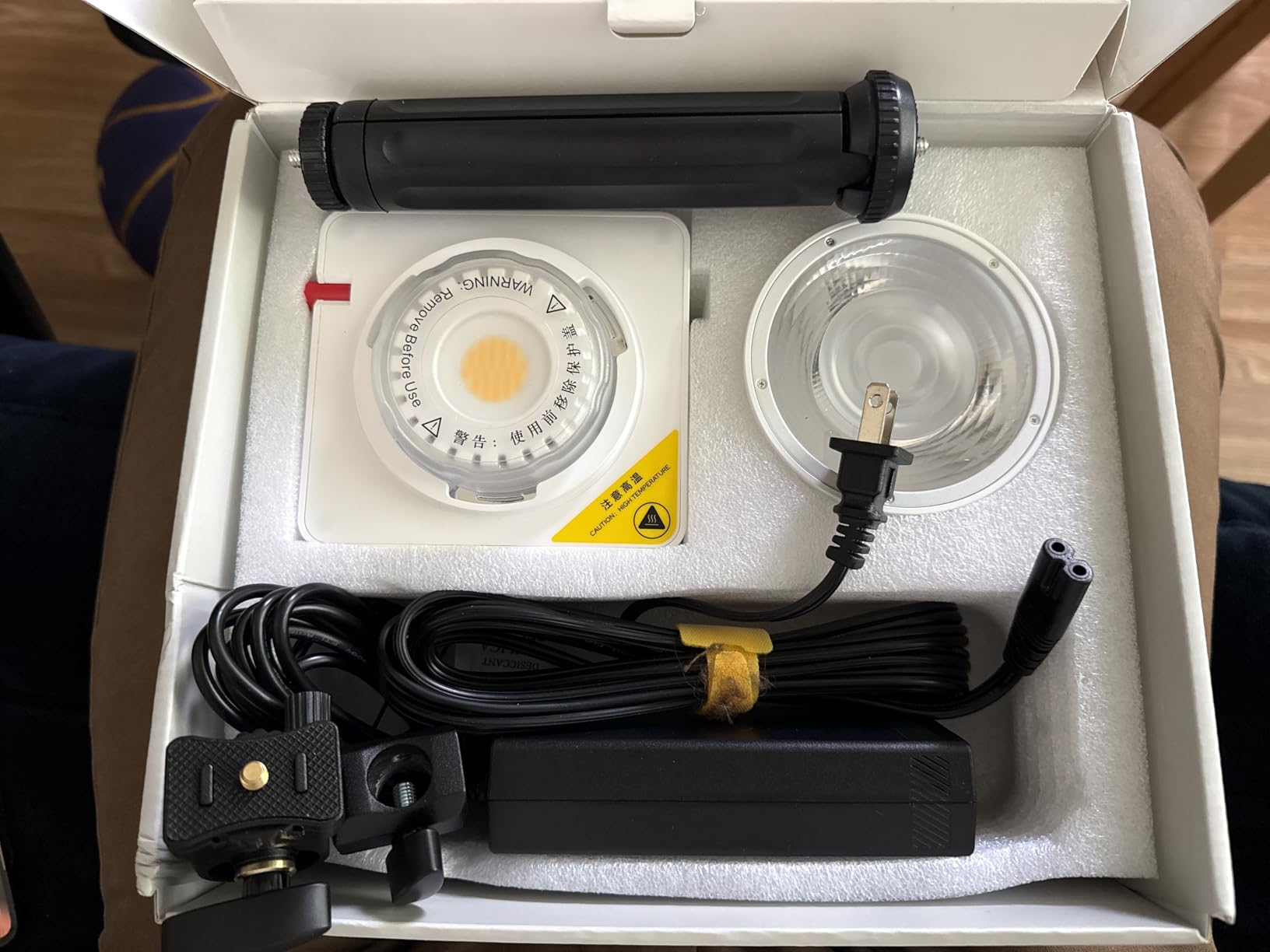 Godox ML100Bi Kit 120W LED Video Light with Battery Grip customer photo 2