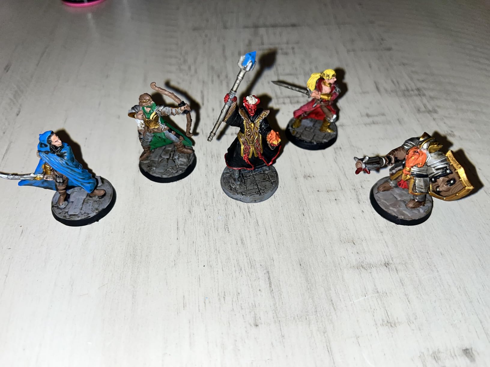The Army Painter, GameMaster: Adventure Starter Role-playing Paint Set, 15 x 18ml Warpaints Fanatic Acrylic paints, incl. a Brush-On Primer, 5 FREE Miniatures & 1 Brush - For Warhammer & Dnd customer photo 2