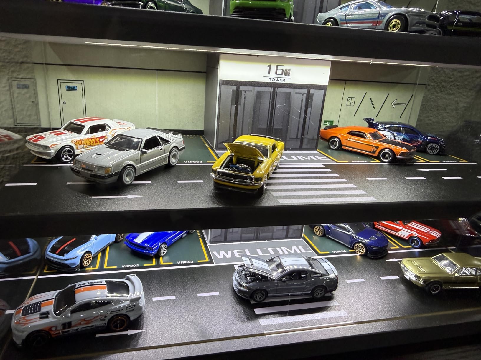 Display Case for Hot Wheels Garage & Matchbox Cars with LED Light, 1/64 Scale Diecast Toy Cars Garage, Storage Case for Hot Wheels, Parking Garage Diorama with 4 Levels Maximum 58 Cars customer photo 1