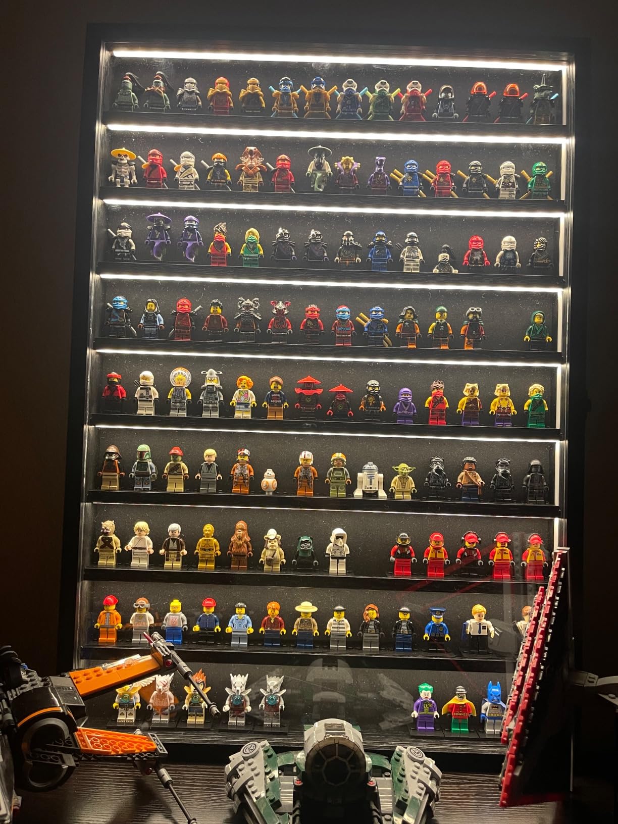 Minifigure Collectors Showcase with LED Light, Miniature Display Case, Building Block Wooden Display Box Wall Mount, Mini Figures Lockable Shadow Box for Collecting Miniature Figurine customer photo 1