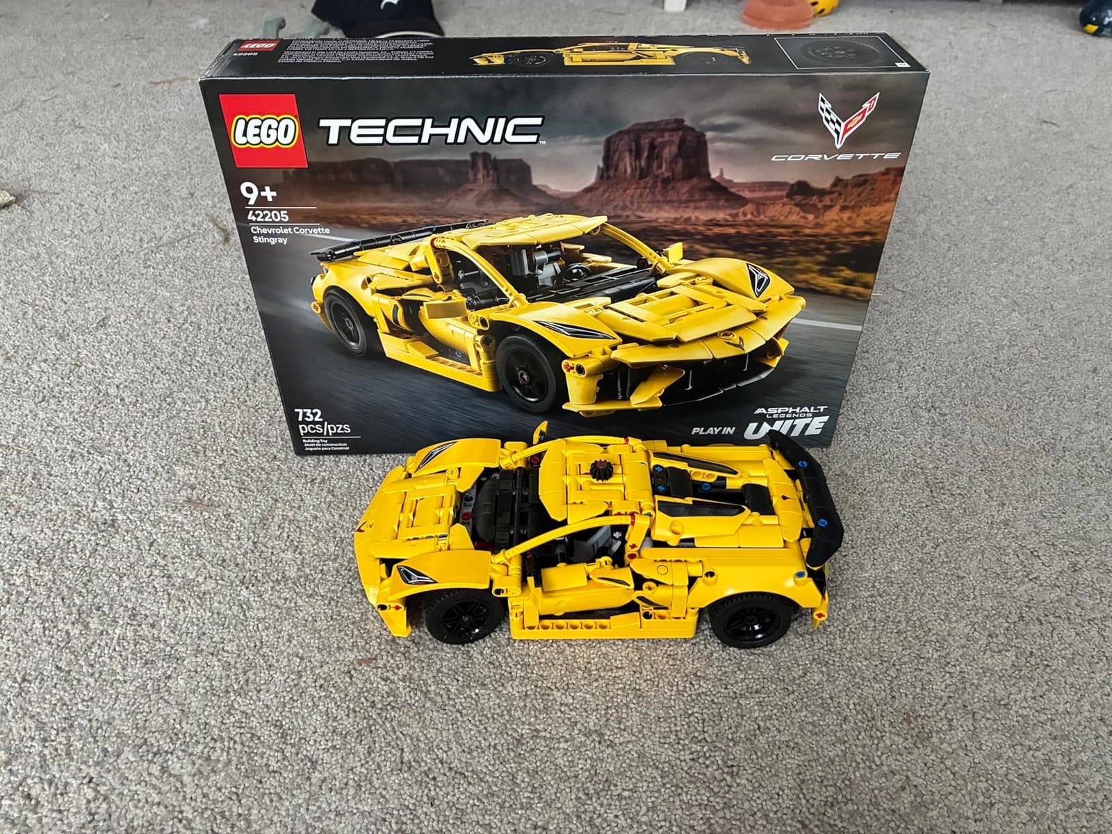 LEGO Technic Chevrolet Corvette Stingray Toy Car - Building Toy Set for Kids, Boys and Girls, Ages 9+ - Model Car Kit for Display - Gift Idea for Birthday - 42205 customer photo 2