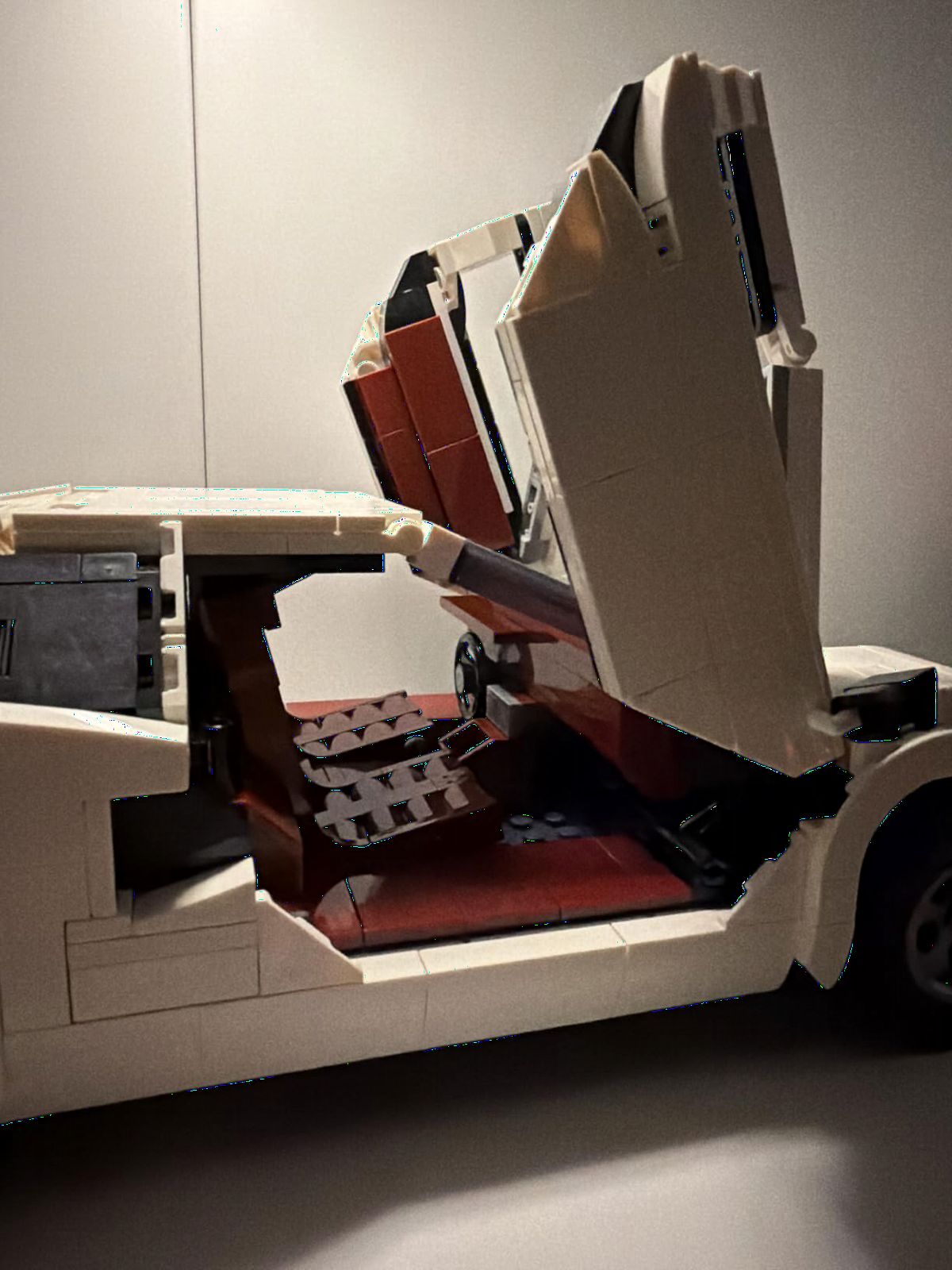 LEGO Icons Lamborghini Countach 5000 Quattrovalvole Model Car Kit - Collectible Building Set for Adults, Ages 18+ - Detailed Lamborghini Car Kit with Scissor Doors, V12 Engine, and More - 10337 customer photo 1