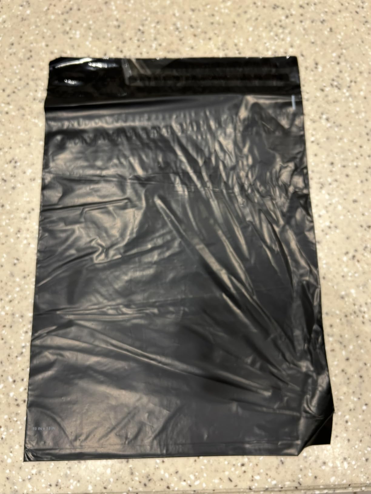 Amazon Basics Poly Mailers, Shipping Bags, Self-Sealing Envelopes with Adhesive Strip, Tamper-Resistant, Dirt-Resistant, Black, 10