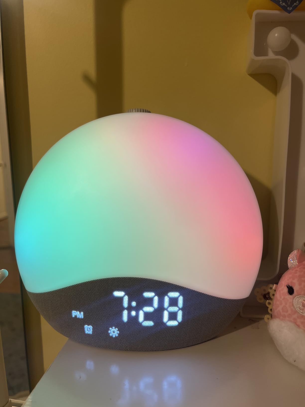 ecozy Sunrise Alarm Clock, White Noise Sound Machine, 26 Soothing Sounds | Alarm Clock for Home & Bedrooms, 17 Night Lights, Bluetooth Speaker, Sunrise Wake-Up Light for Heavy Sleepers, Adults, Kids customer photo 1
