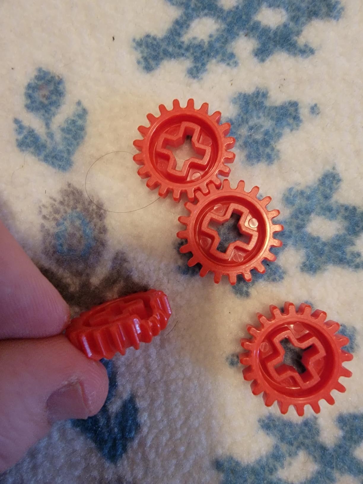 Thames & Kosmos Mechanical Engineering: Machines & Vehicles STEM Experiment Kit | Build 20 Mechanical Models, Explore Physics of Force & Motion | Hands-on, Introductory Science Learning for Ages 8+ customer photo 2