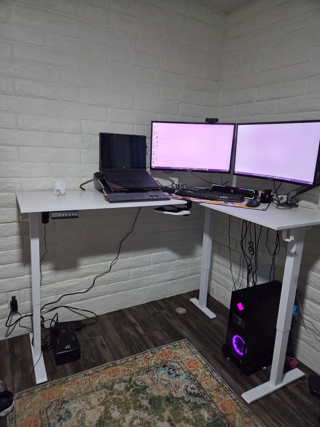 Casaottima 63 Inch L-Shaped Electric Standing Desk, Reversible Corner Desk with Height Adjustment, Large Ergonomic Workstation for Home Office, Reception Room, White customer photo 1